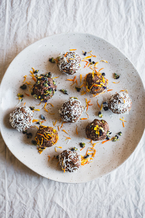 SPICED CACAO BLISS BALLS