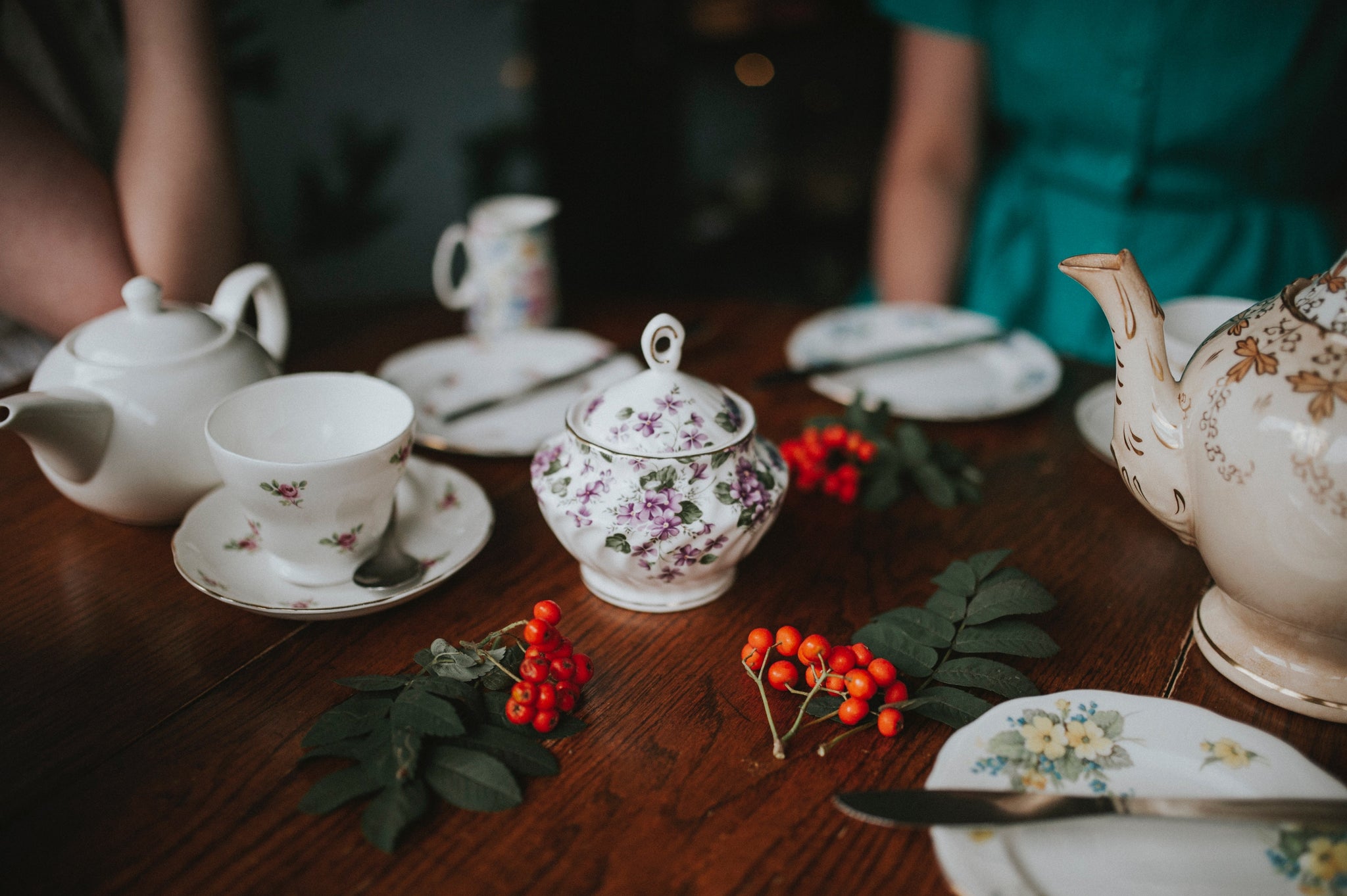 HOW TO HOST A TEA PARTY